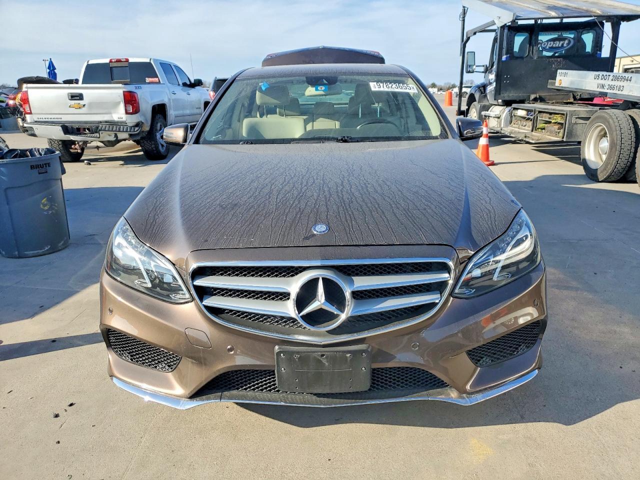 2014 MERCEDES-BENZ E-Class