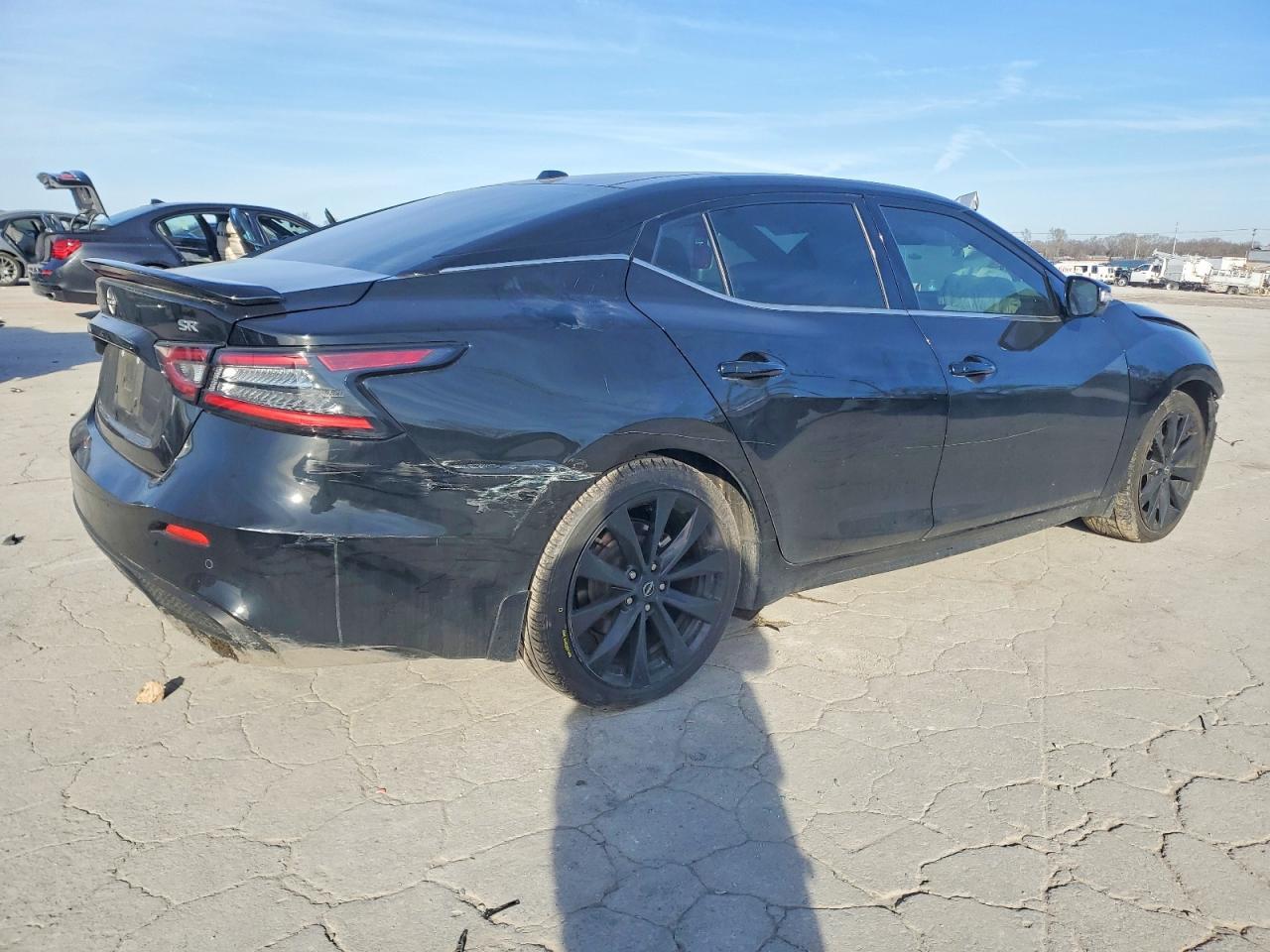 2023 NISSAN Maxima