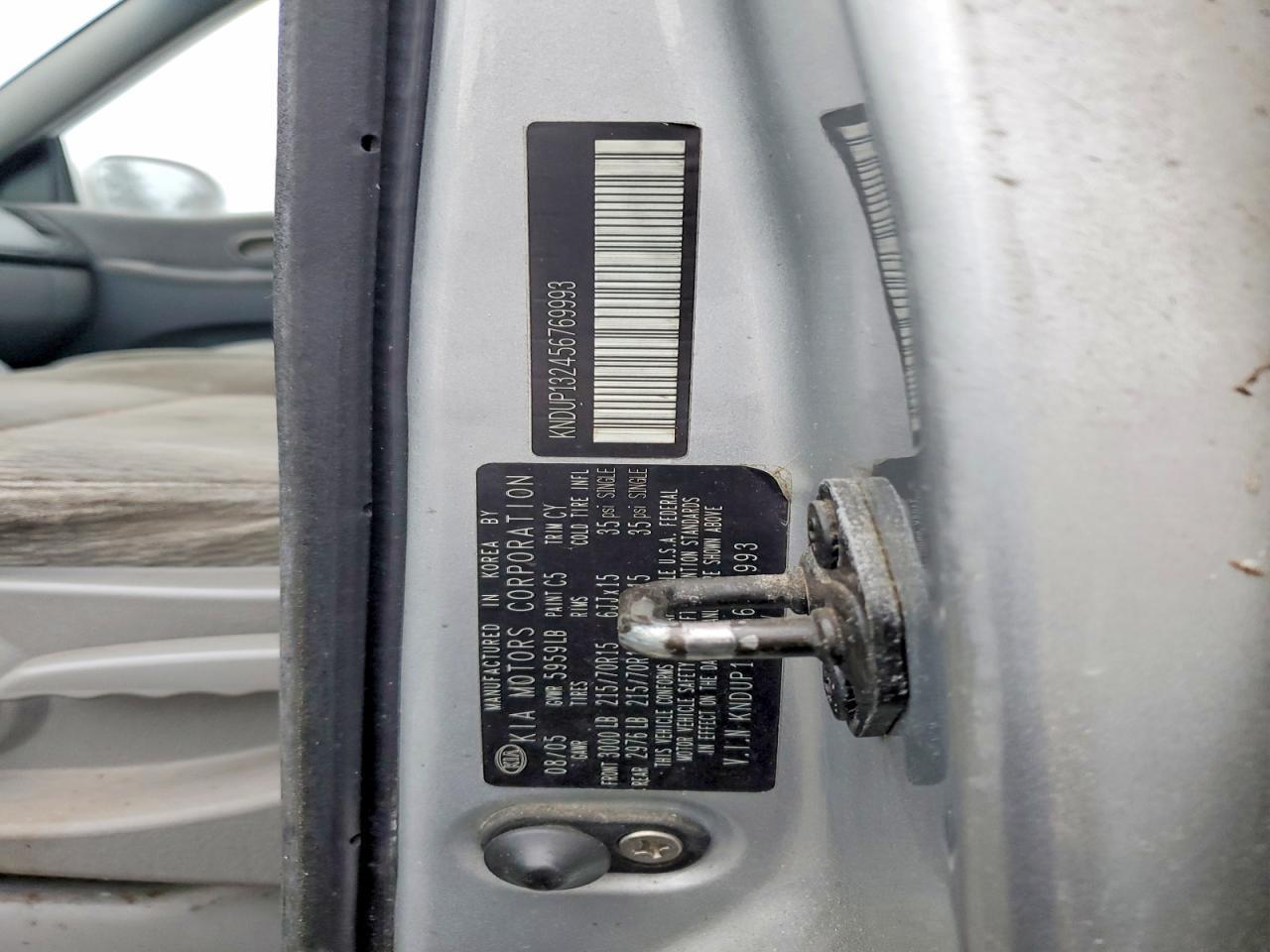 2005 KIA SEDONA