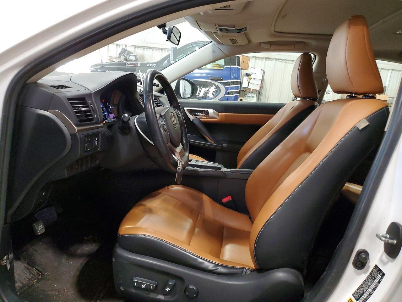 2014 LEXUS CT 200