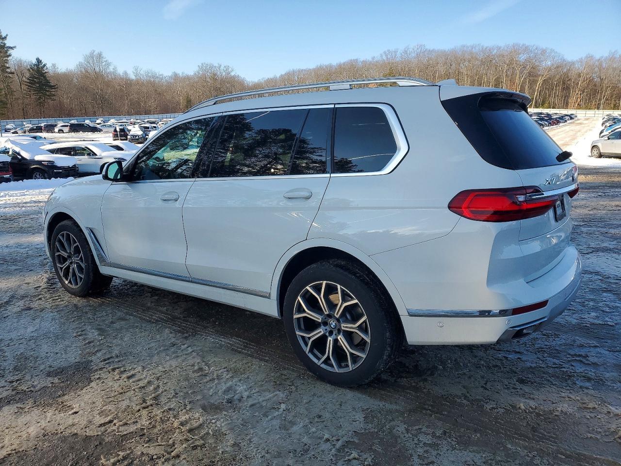 2021 BMW X7