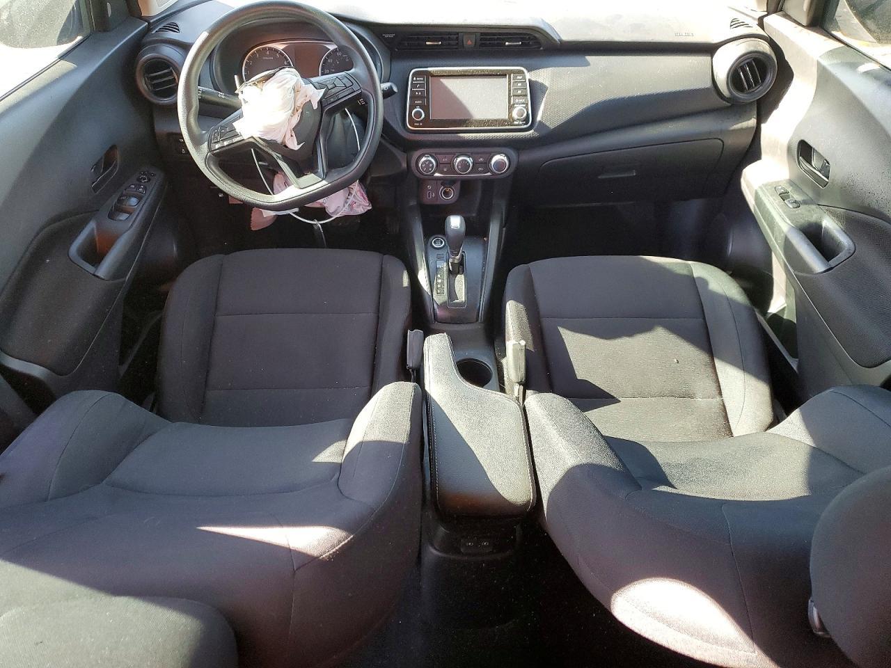 2023 NISSAN KICKS