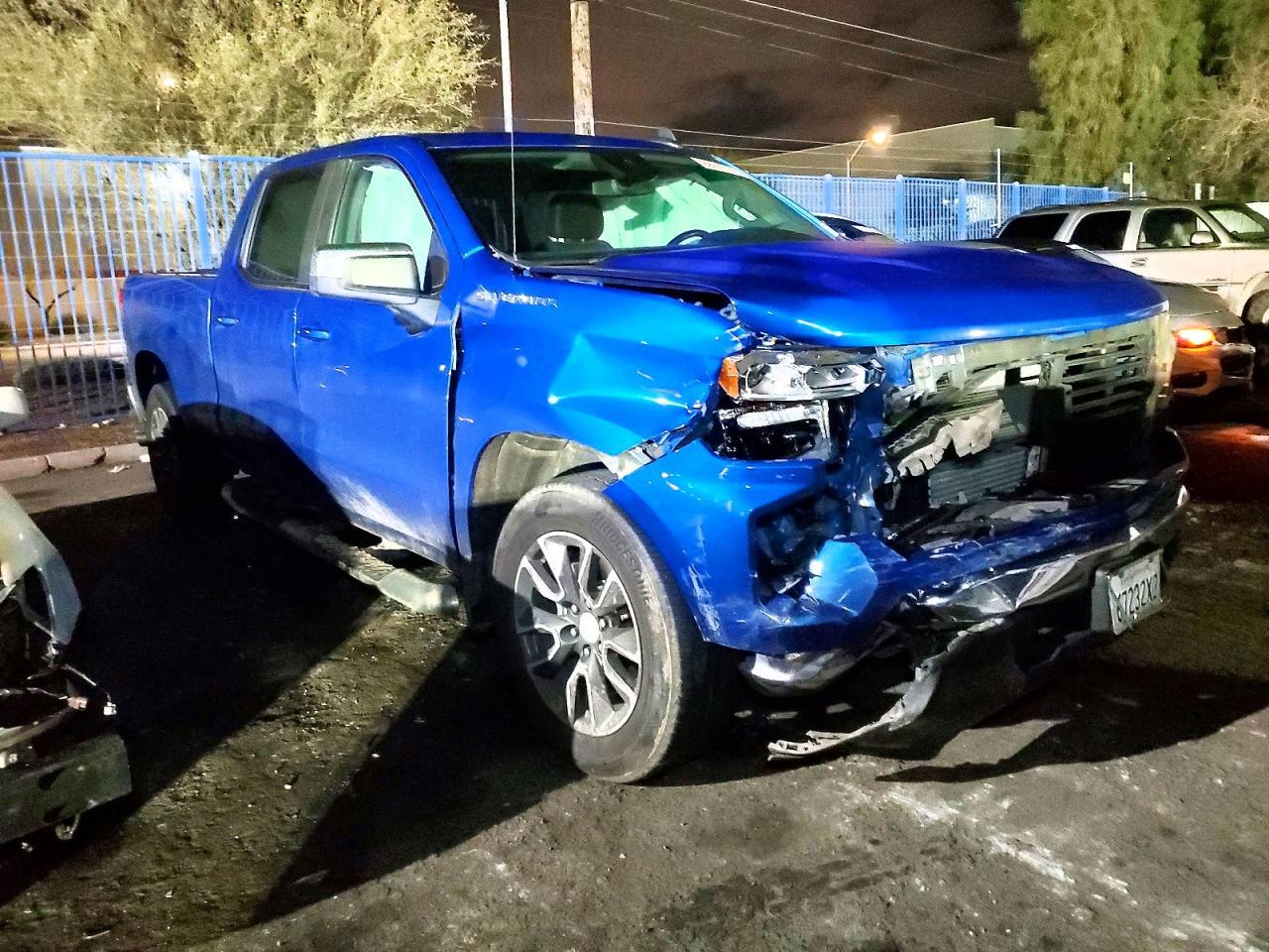 2023 CHEVROLET Silverado