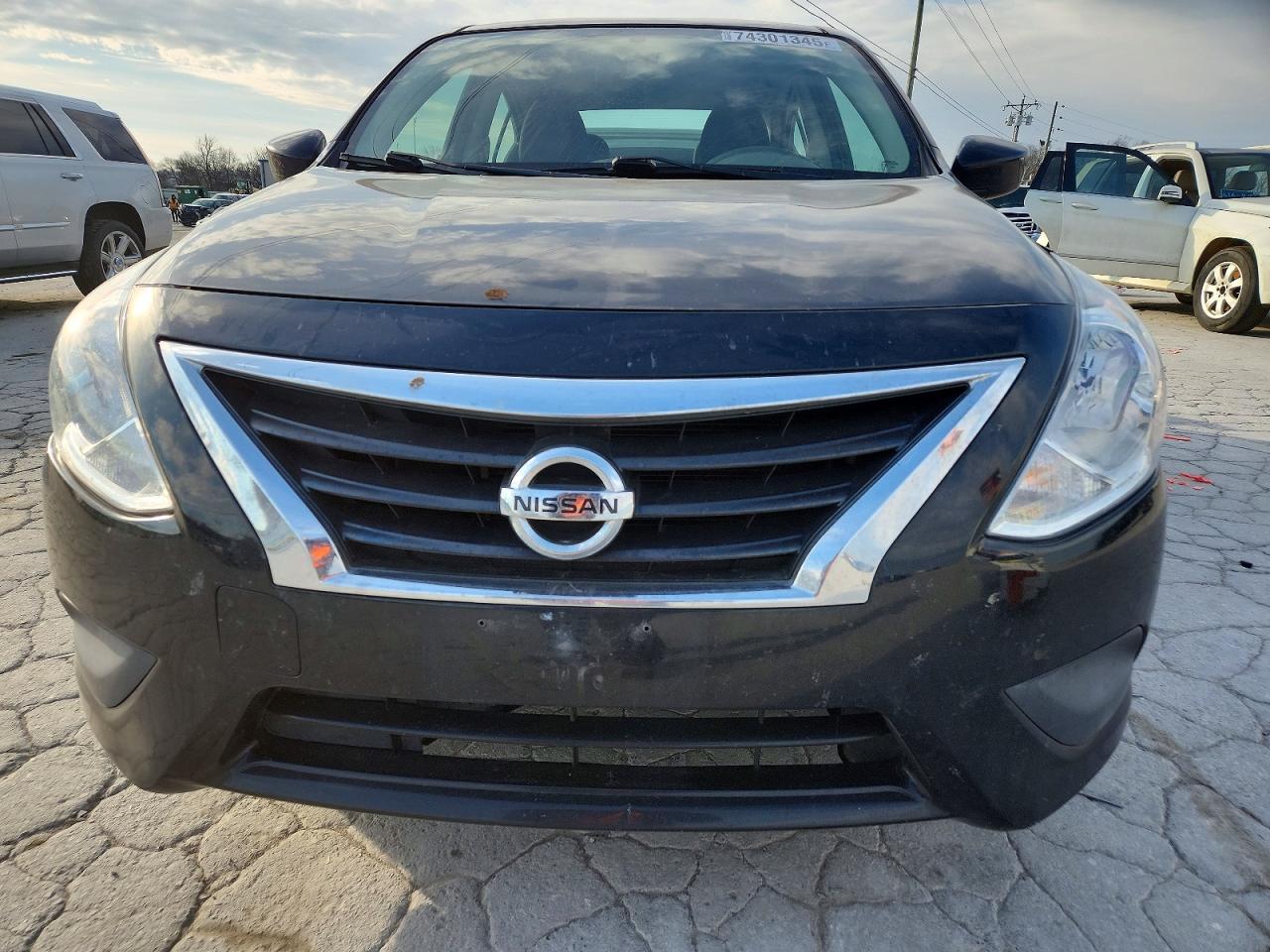 2018 NISSAN VERSA