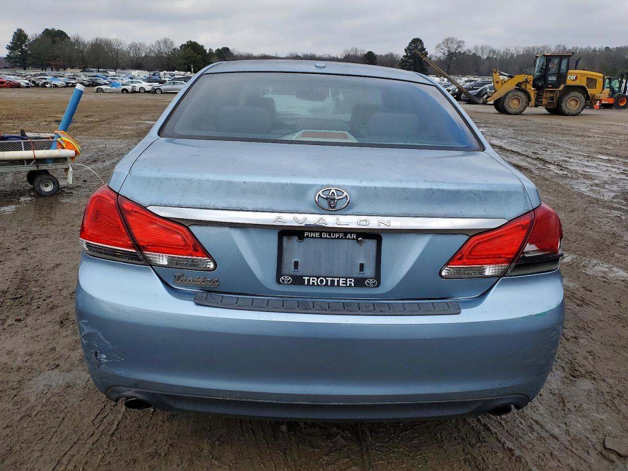 2011 TOYOTA Avalon