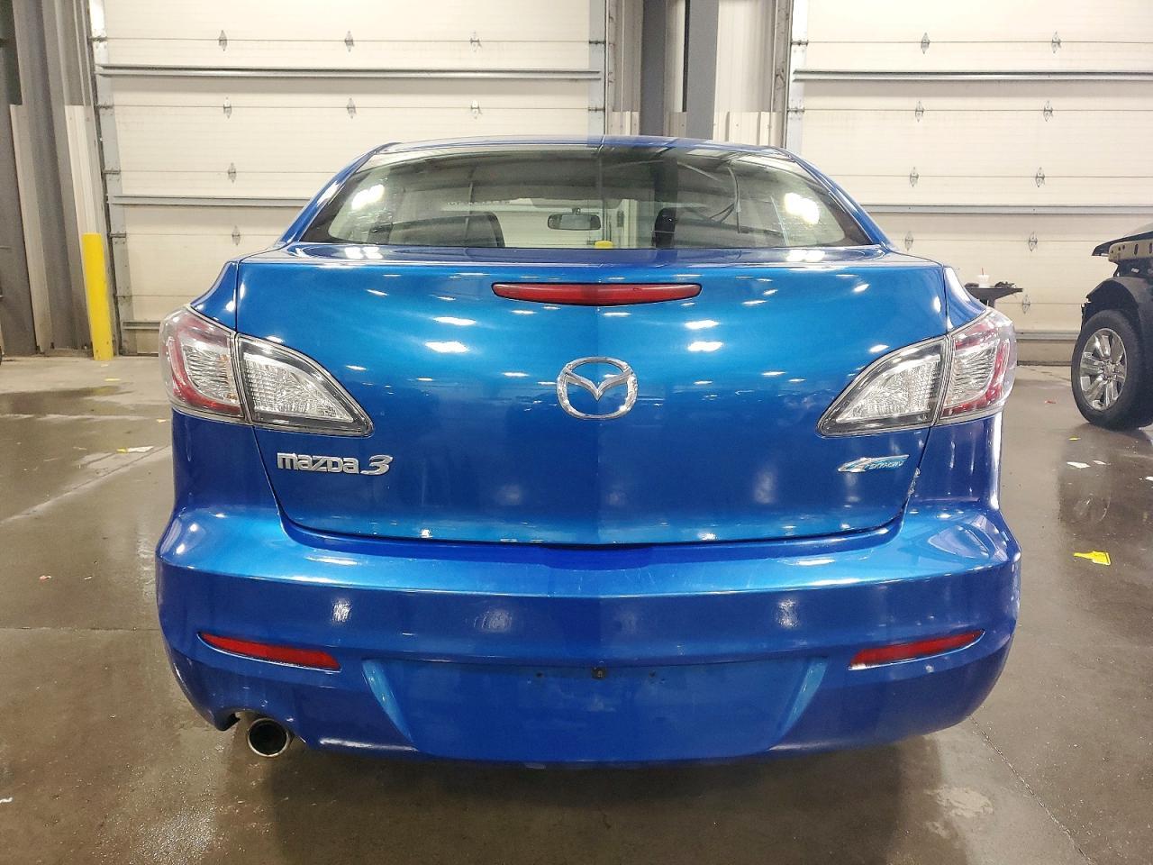 2012 MAZDA 3