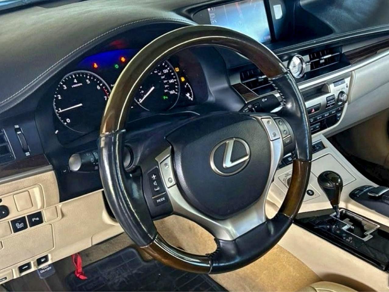 2013 LEXUS ES 350