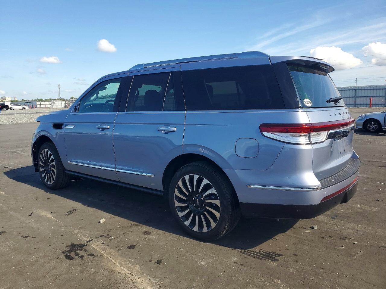 2024 LINCOLN Navigator