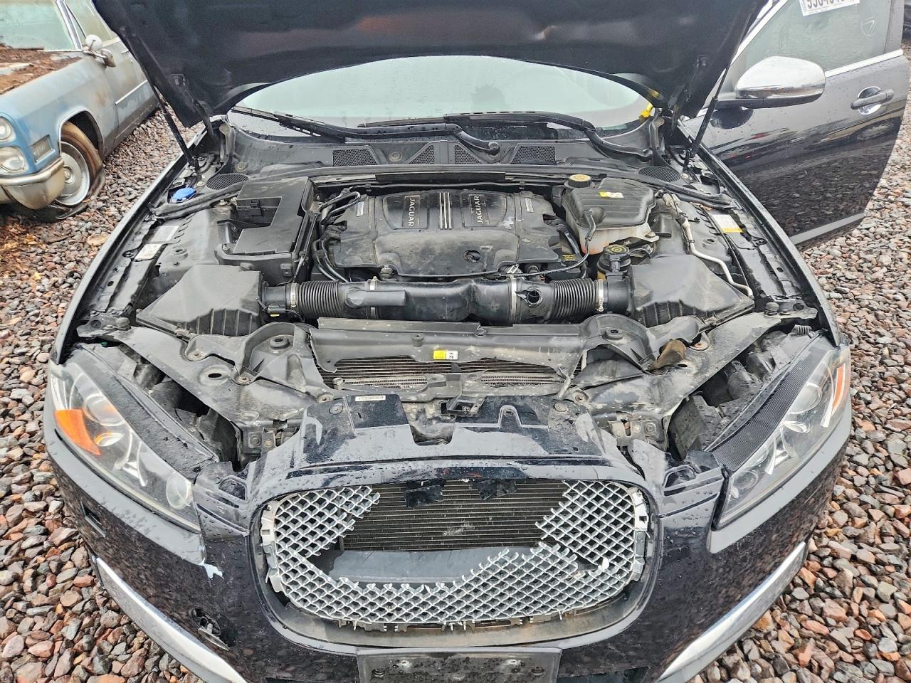2014 JAGUAR XF