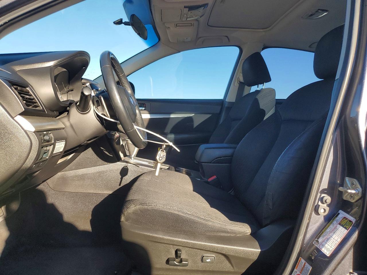 2010 SUBARU Legacy