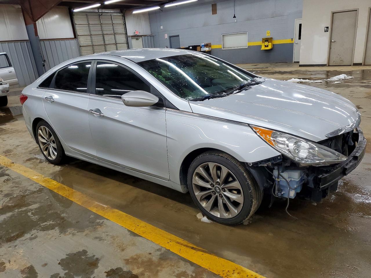 2013 HYUNDAI SONATA