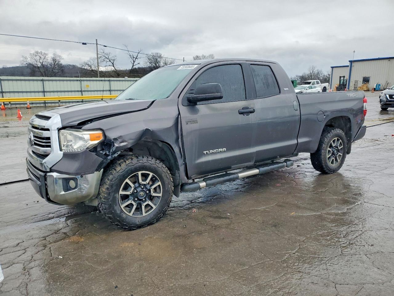 2016 TOYOTA TUNDRA
