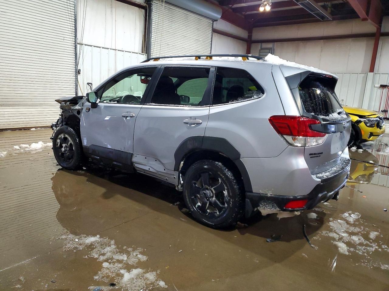 2022 SUBARU FORESTER