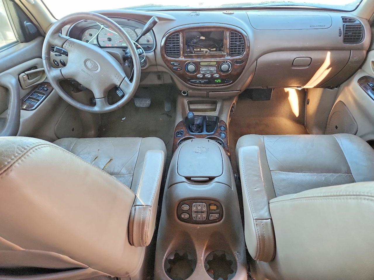 2002 TOYOTA Sequoia