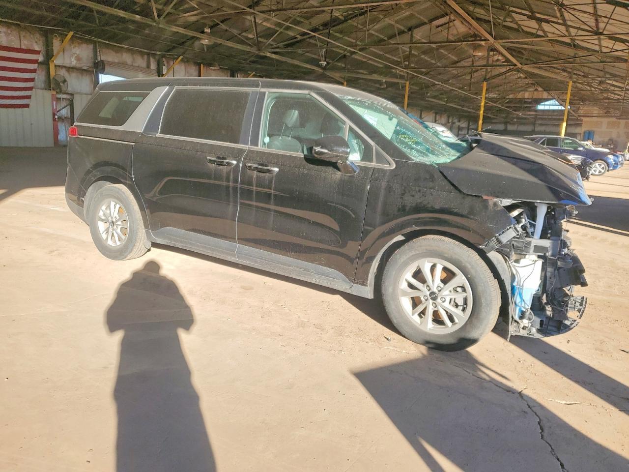 2024 KIA Carnival