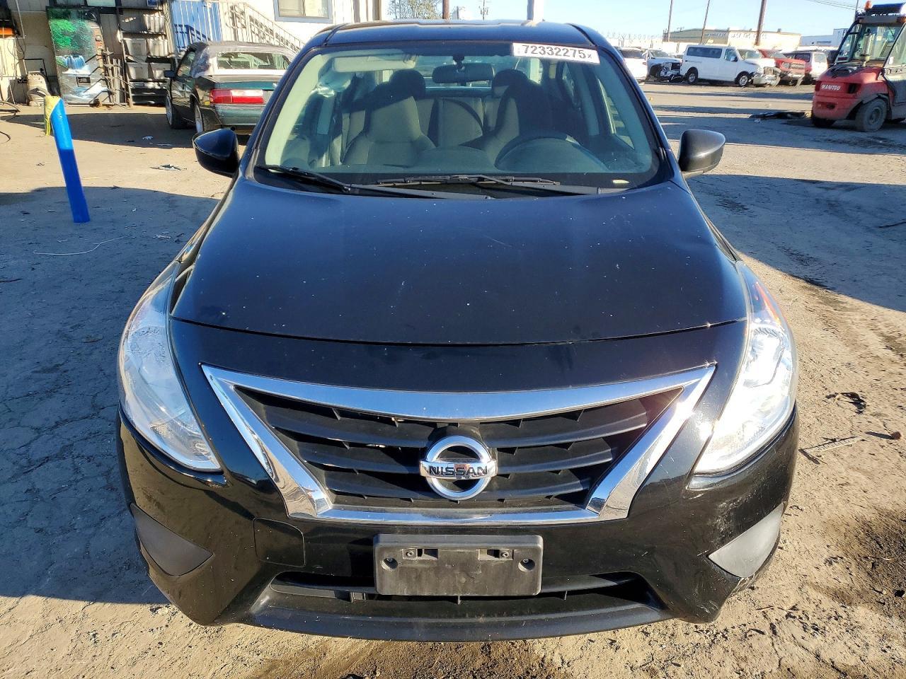 2016 NISSAN VERSA