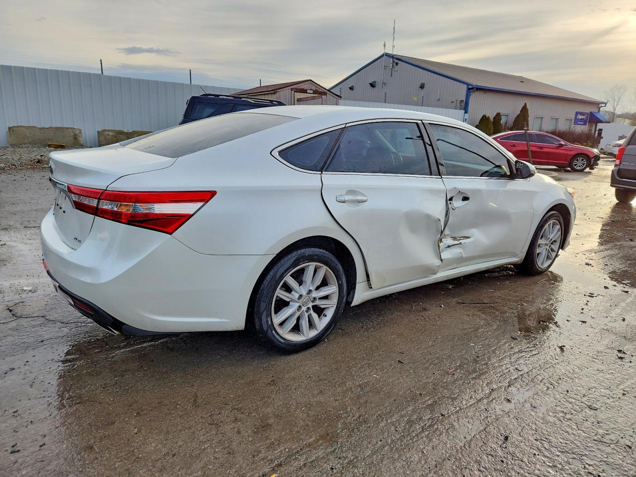2014 TOYOTA Avalon