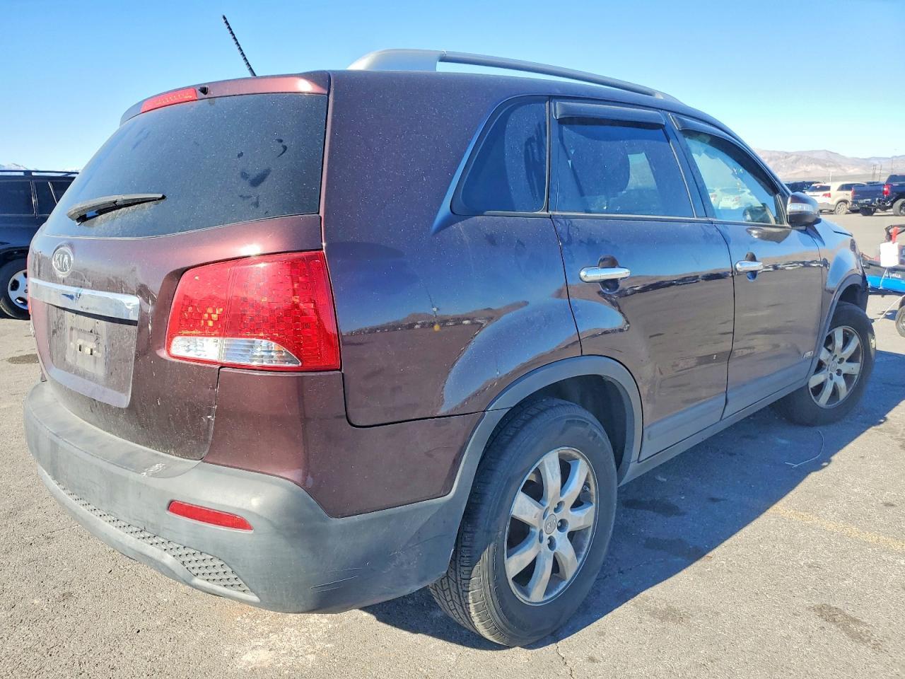 2012 KIA SORENTO