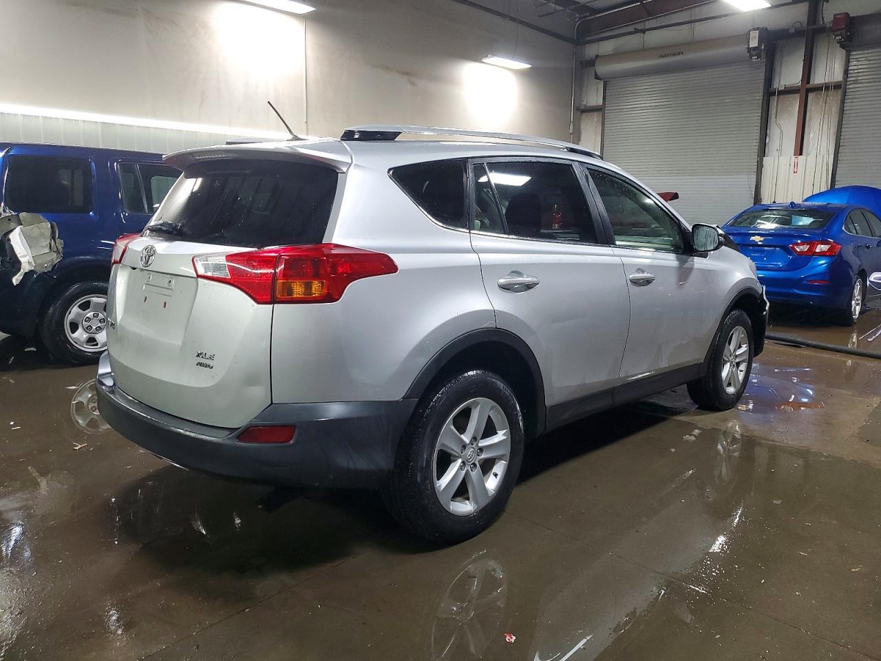 2014 TOYOTA RAV4