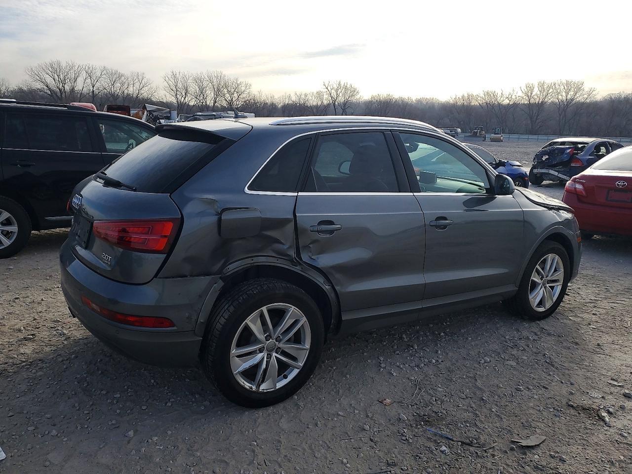 2017 AUDI Q3
