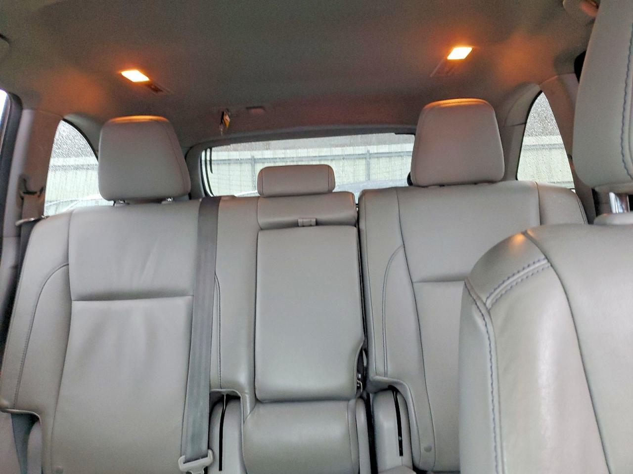 2014 TOYOTA HIGHLANDER