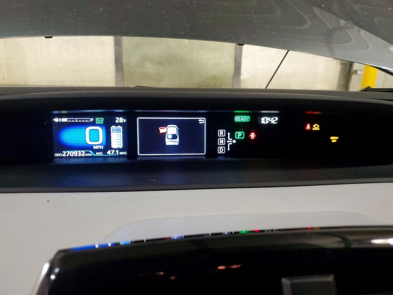2016 TOYOTA PRIUS