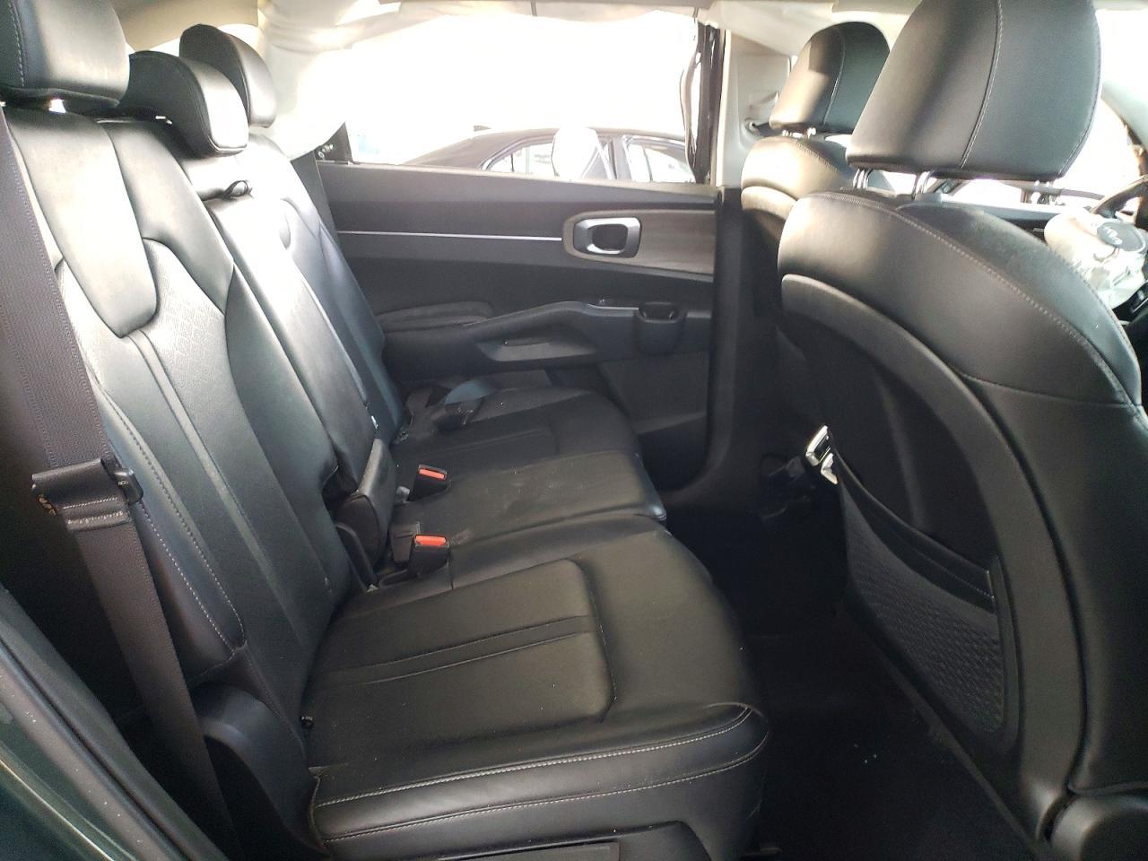 2023 KIA SORENTO