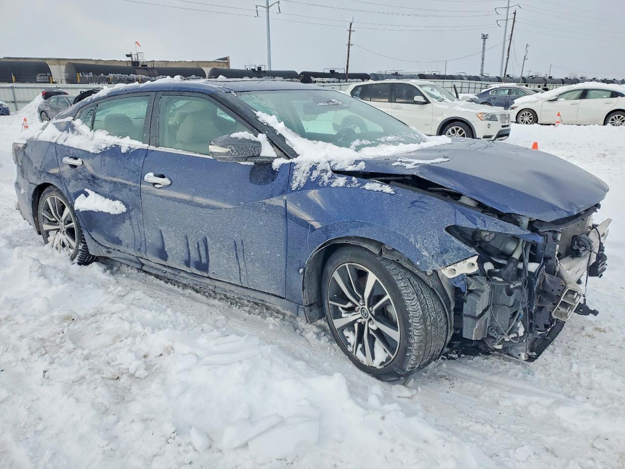 2021 NISSAN