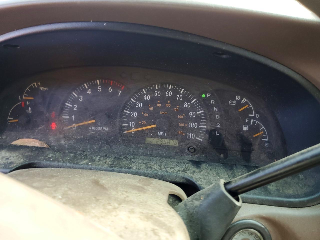 2001 TOYOTA TUNDRA