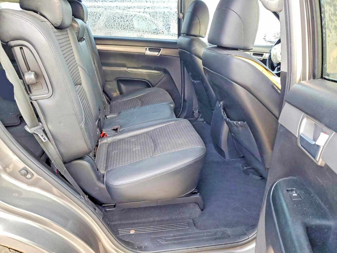 2009 KIA Borrego