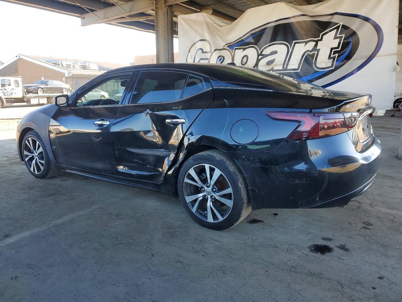 2016 NISSAN Maxima