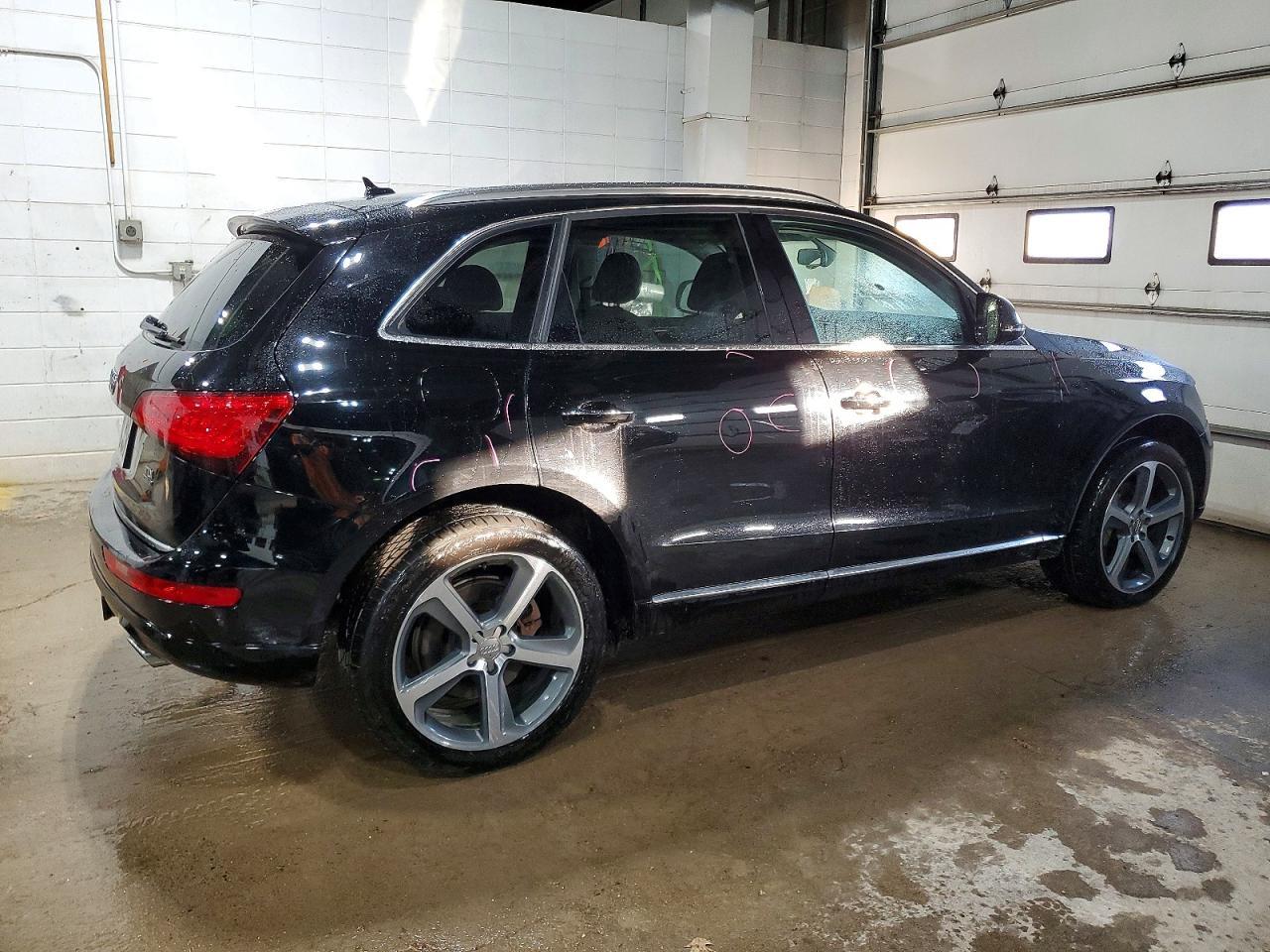 2015 AUDI Q5