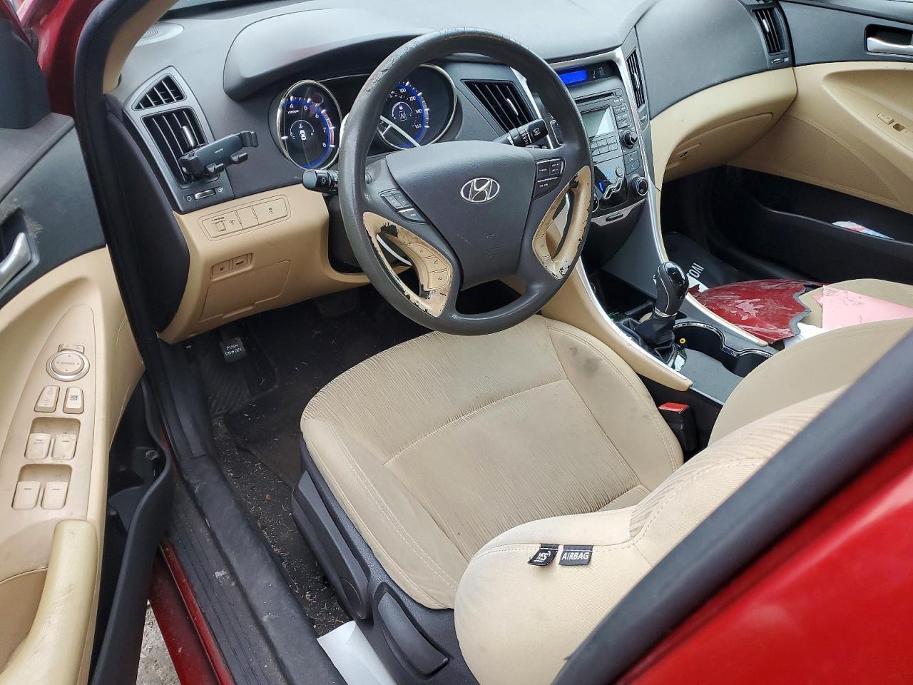 2011 HYUNDAI SONATA