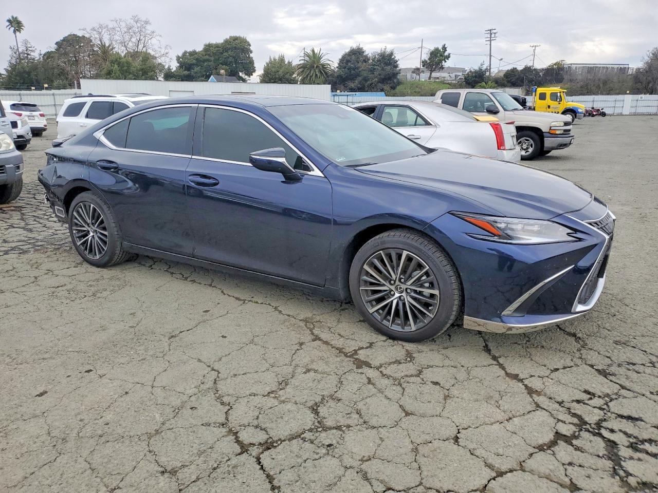 2024 LEXUS ES 300H