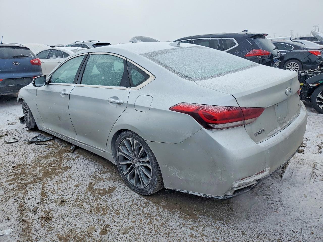 2016 HYUNDAI GENESIS