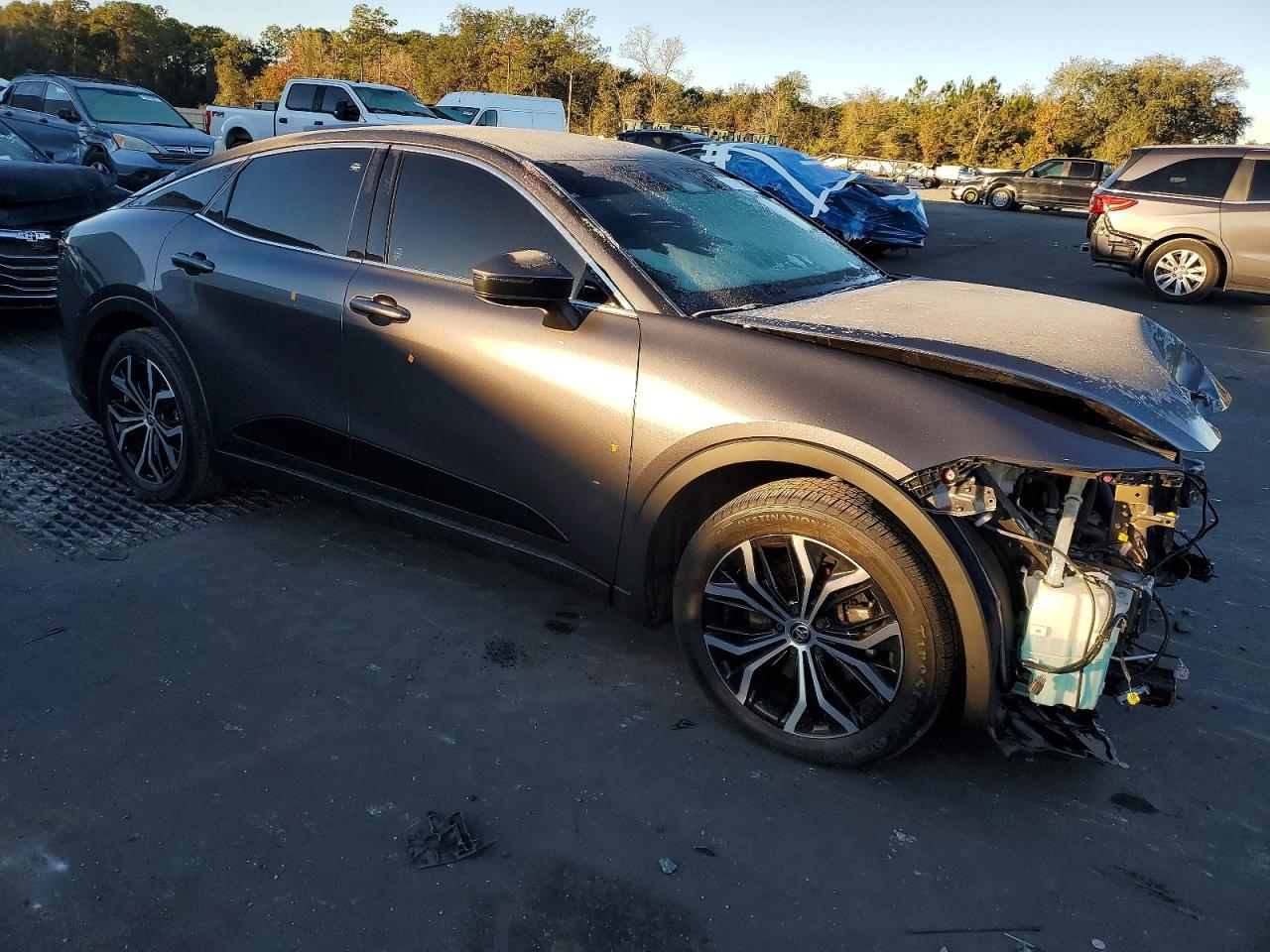 2023 TOYOTA Crown