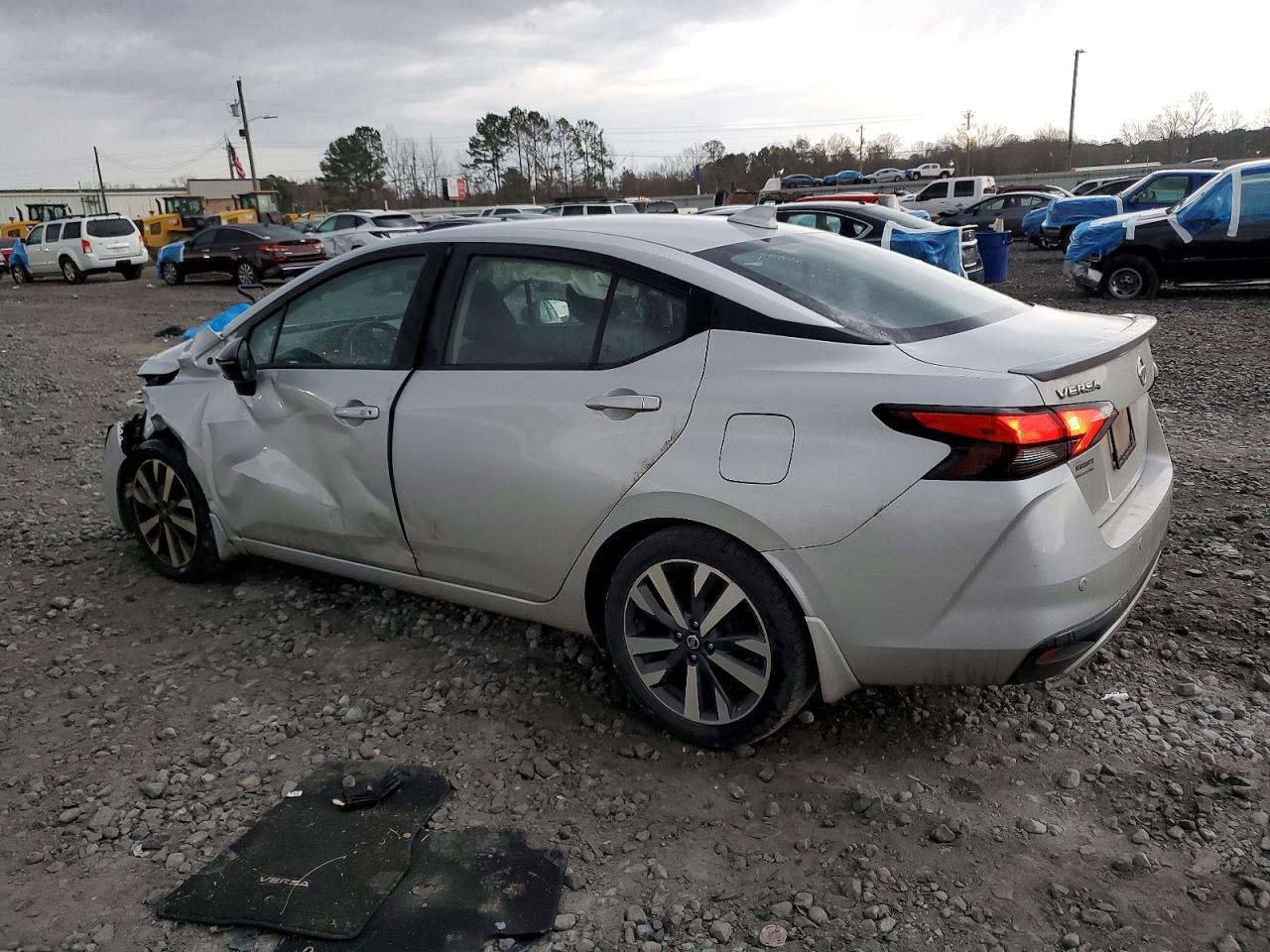 2020 NISSAN VERSA