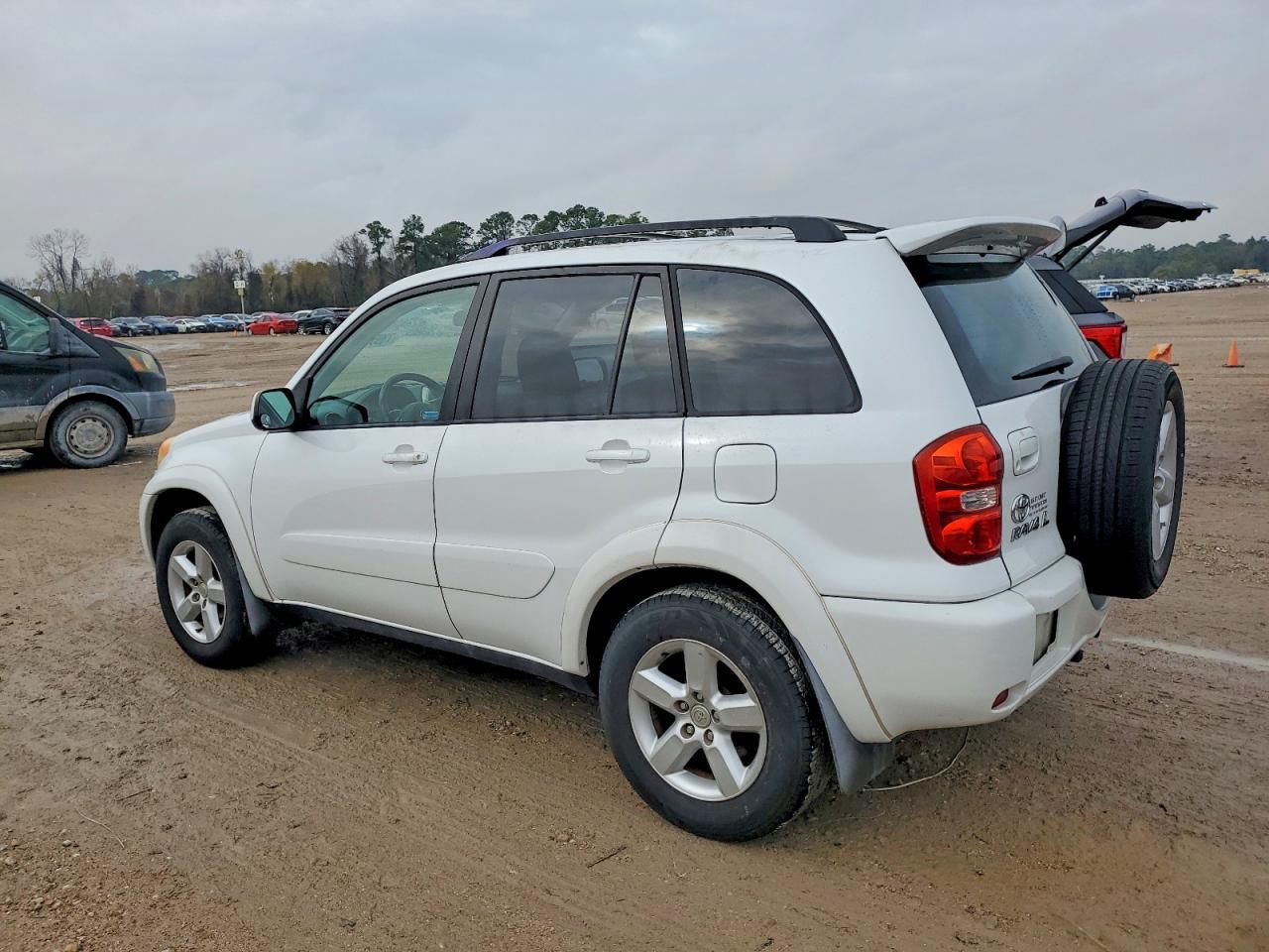 2005 TOYOTA RAV4