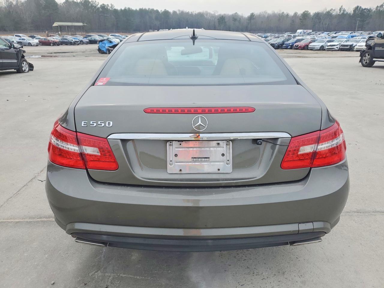 2010 MERCEDES-BENZ E-Class