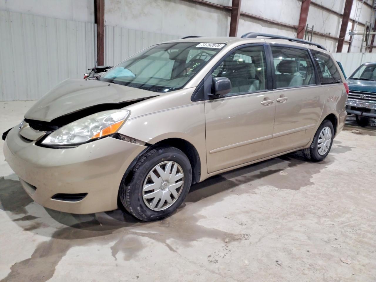 2006 TOYOTA SIENNA