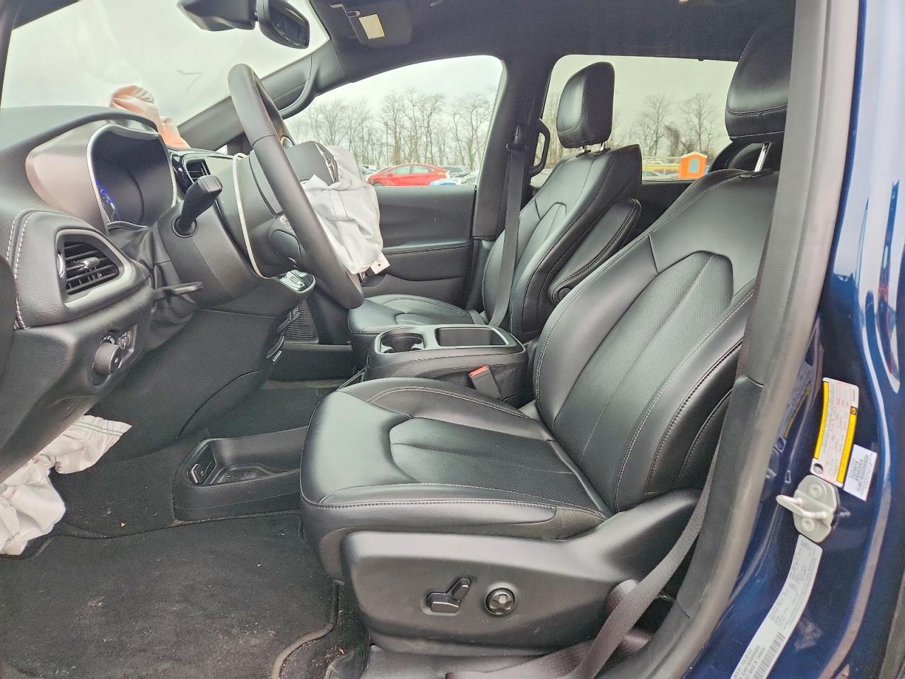 2025 CHRYSLER Pacifica