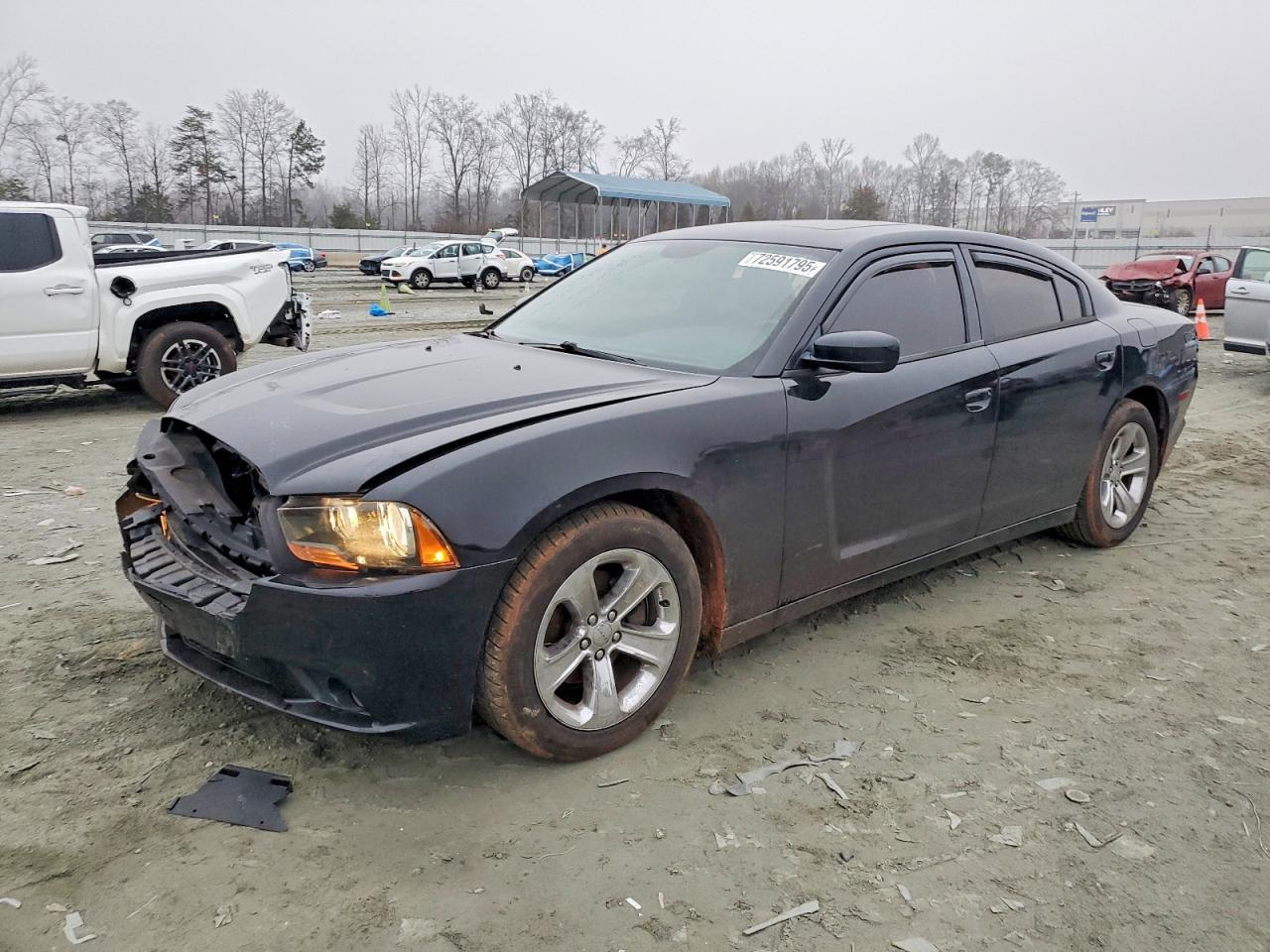 2013 DODGE CHARGER