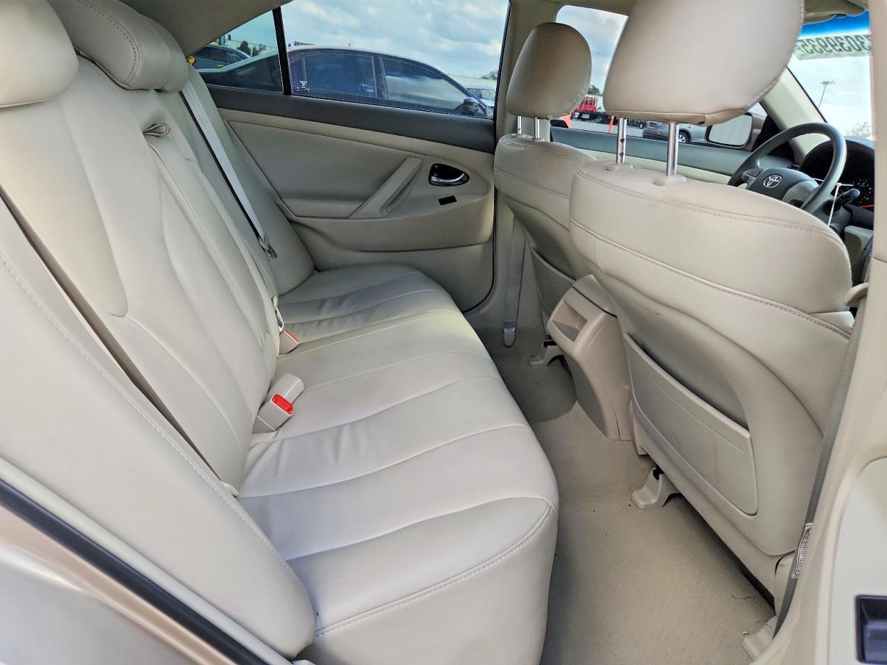 2009 TOYOTA CAMRY