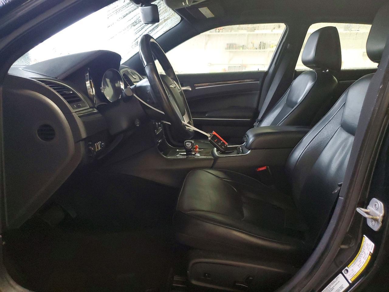 2013 CHRYSLER 300