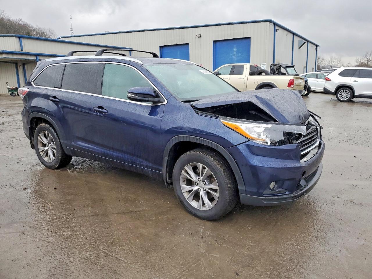 2014 TOYOTA HIGHLANDER