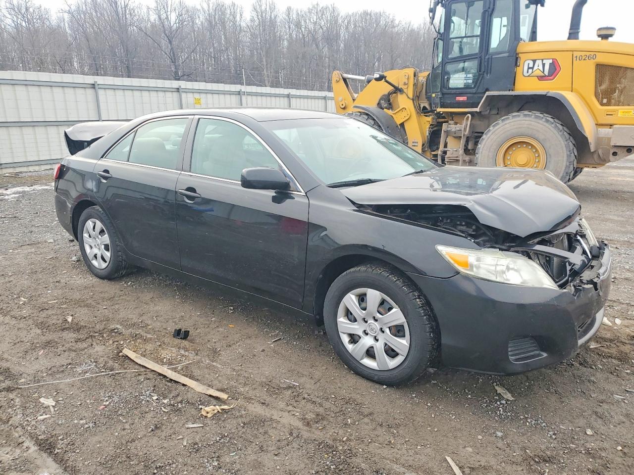 2011 TOYOTA CAMRY