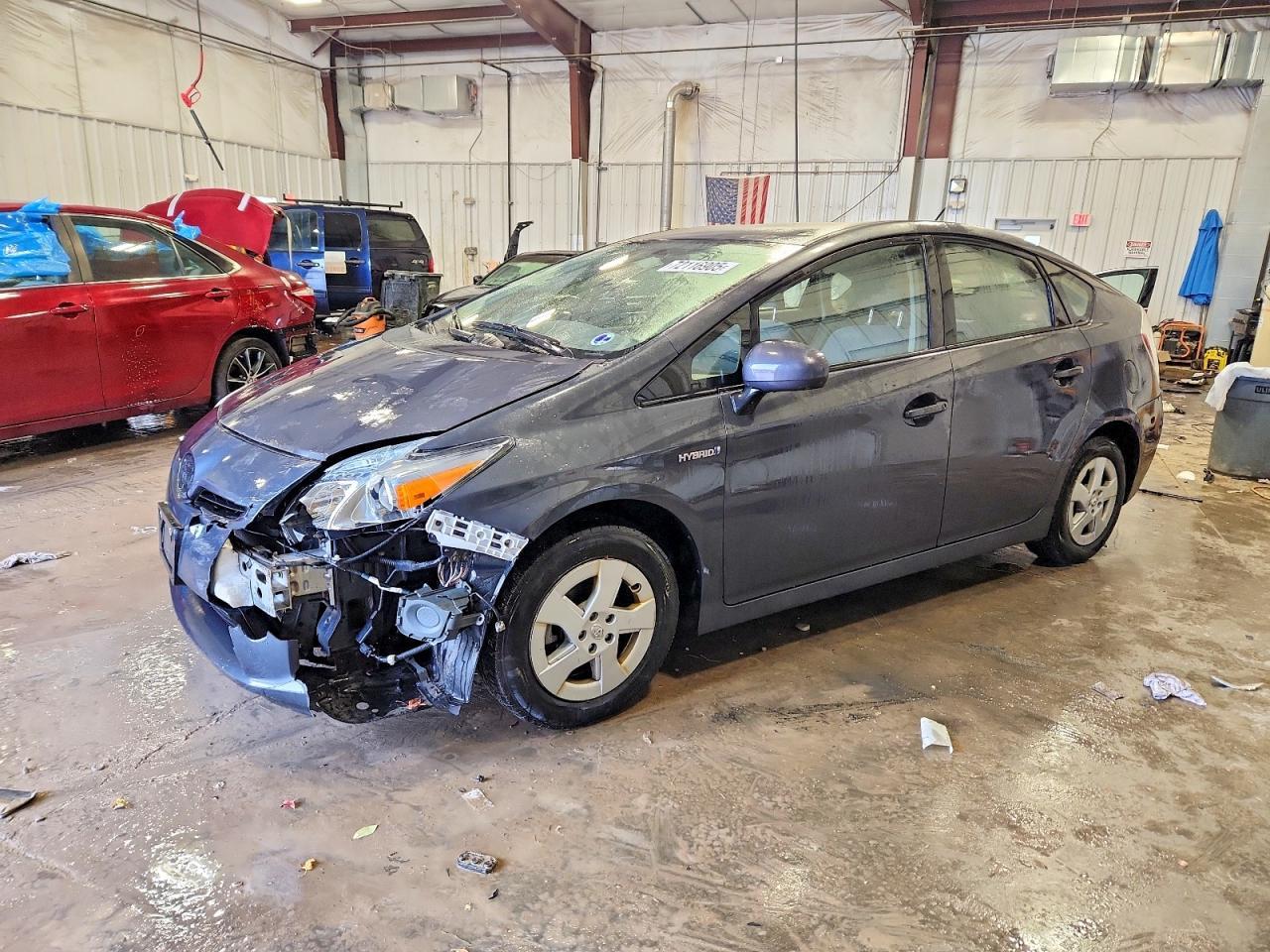 2011 TOYOTA PRIUS
