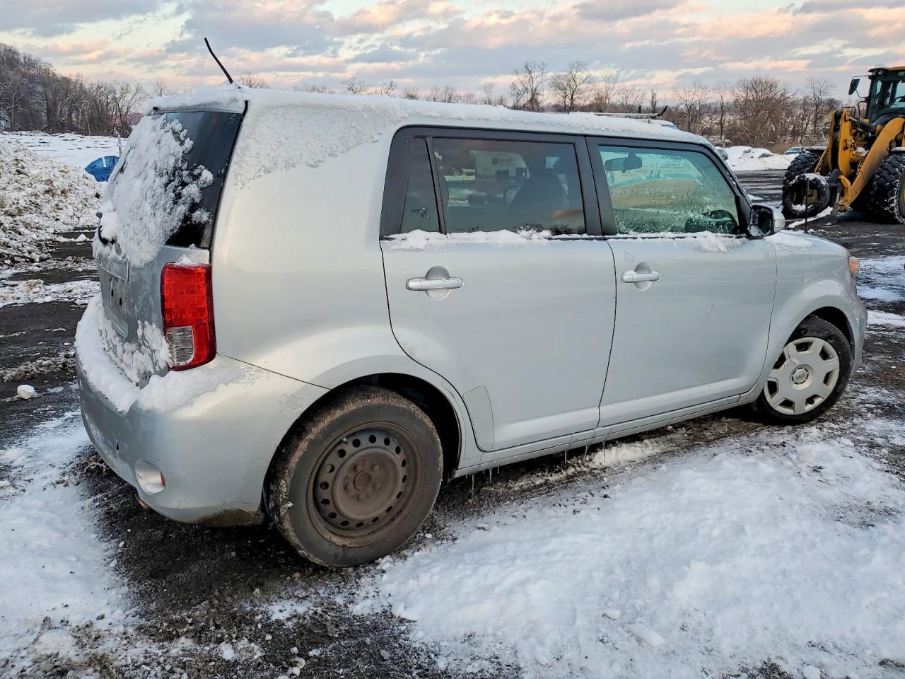2012 SCION Scion Xb