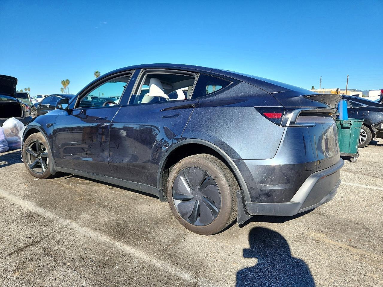 2026 TESLA MODEL Y