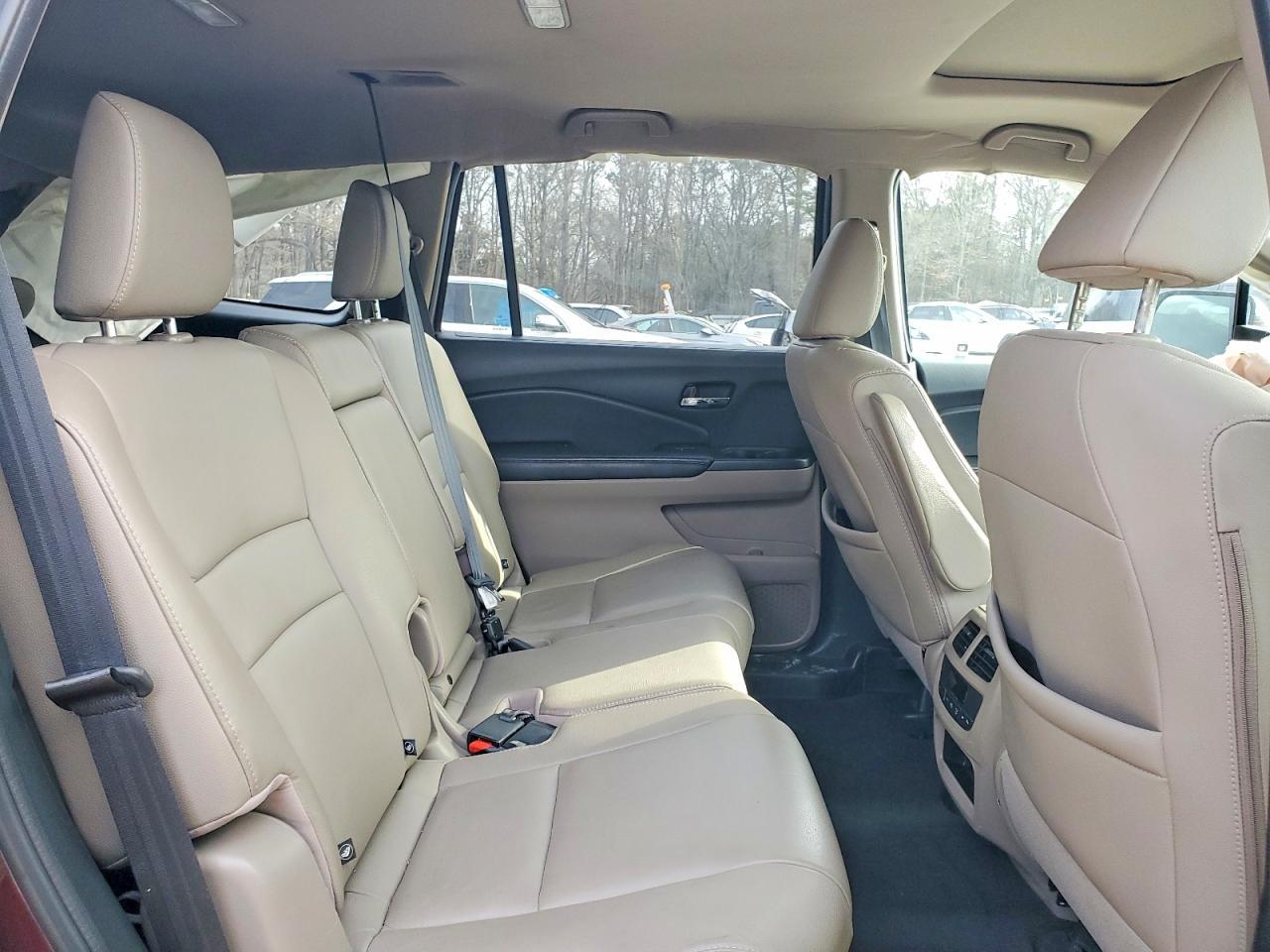 2017 HONDA PILOT